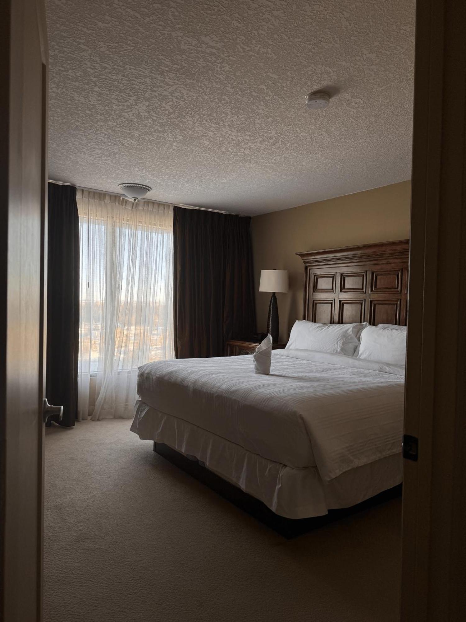 Red Deer Resort & Casino Exterior photo