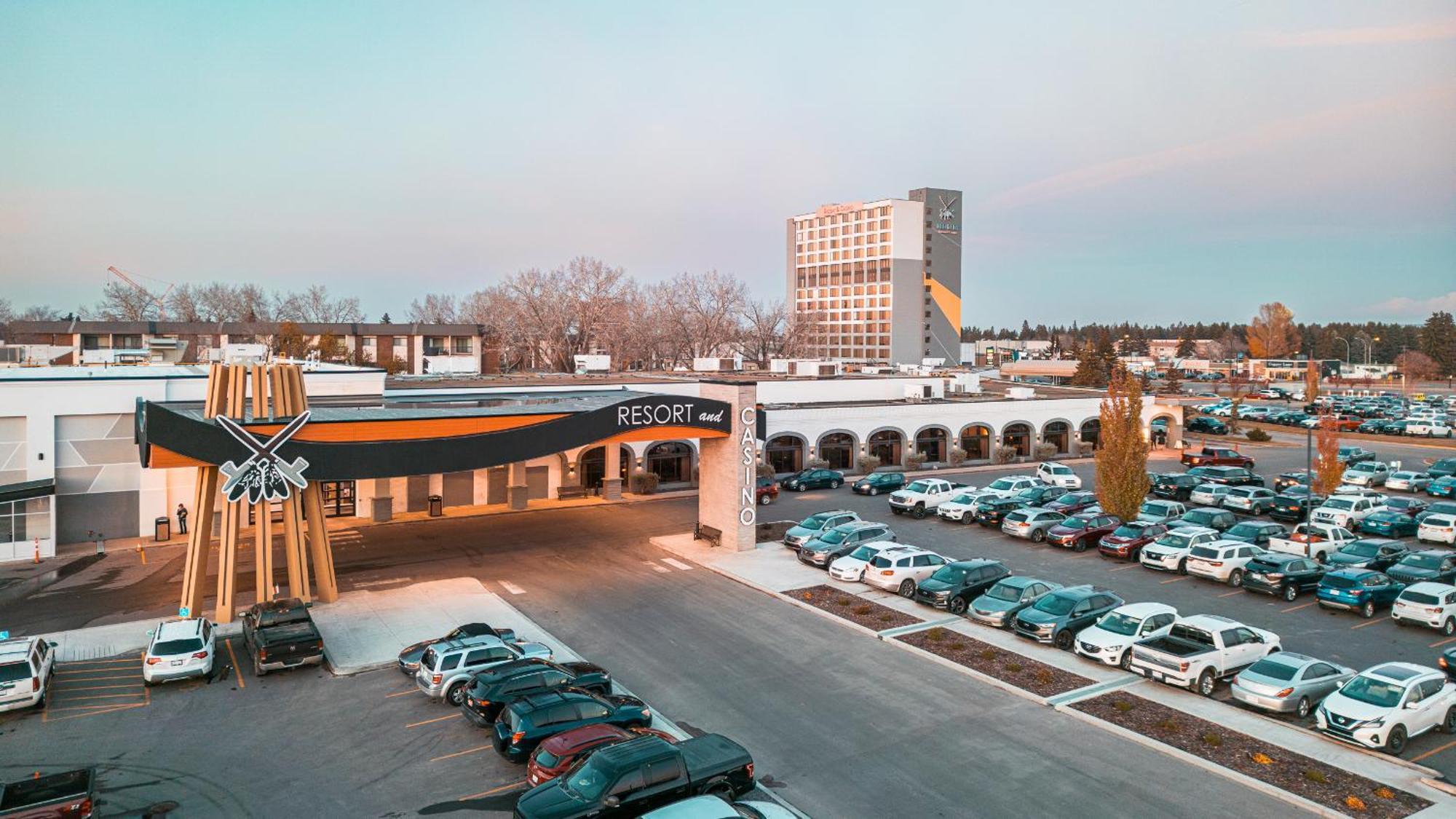 Red Deer Resort & Casino Exterior photo