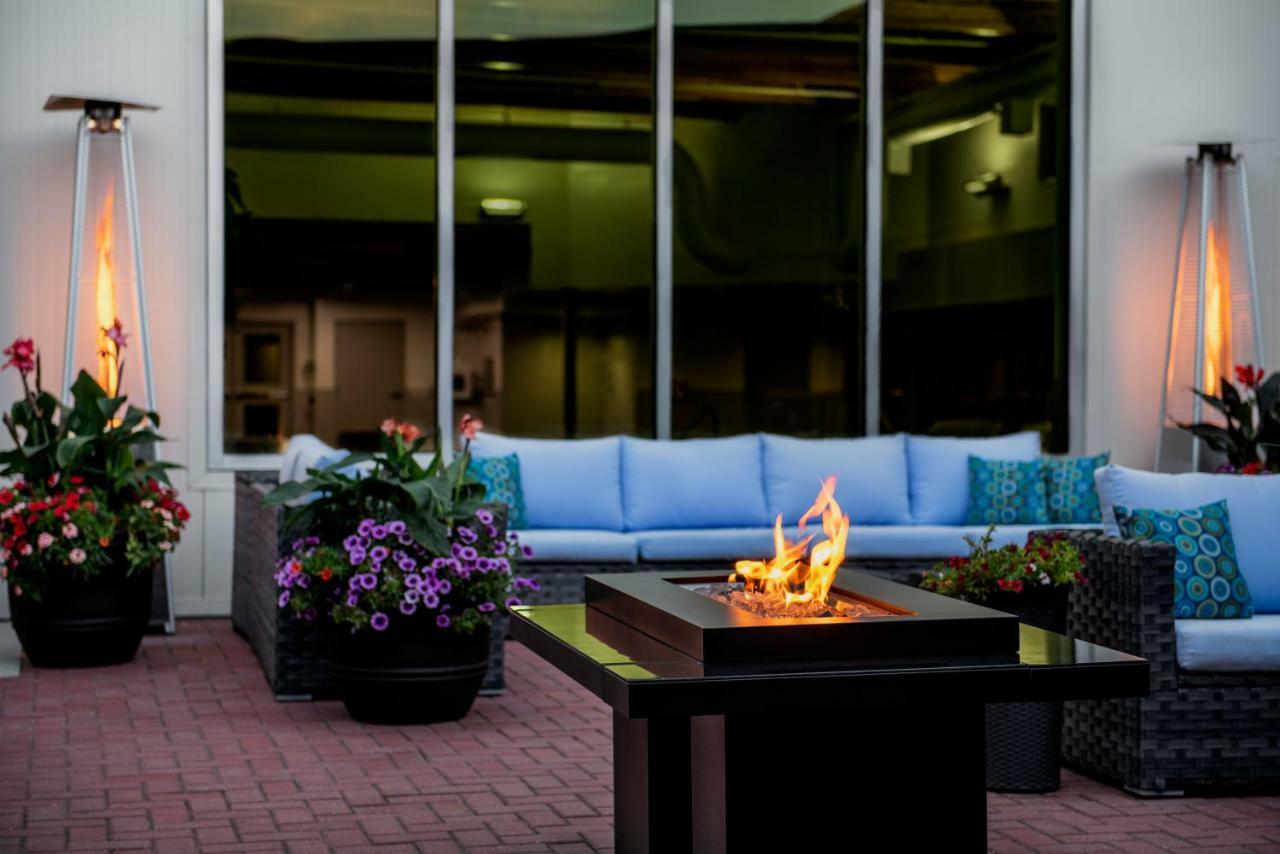 Red Deer Resort & Casino Exterior photo